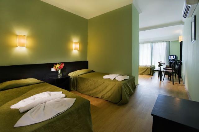 Larissa Garden Hotel 凯梅尔 外观 照片