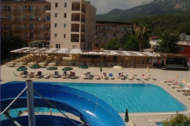 Larissa Garden Hotel 凯梅尔 外观 照片