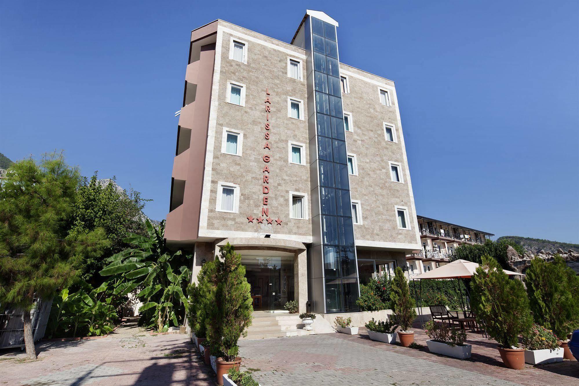Larissa Garden Hotel 凯梅尔 外观 照片